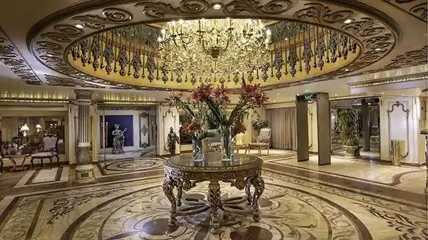 Lobby 00